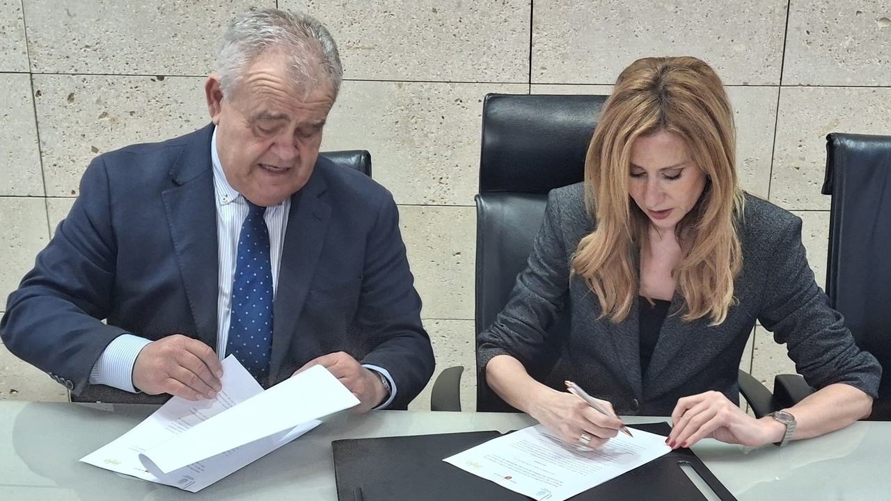 La Comunidad y el Ayuntamiento de Totana firman un acuerdo para promover los espacios empresariales y favorecer la inversión privada