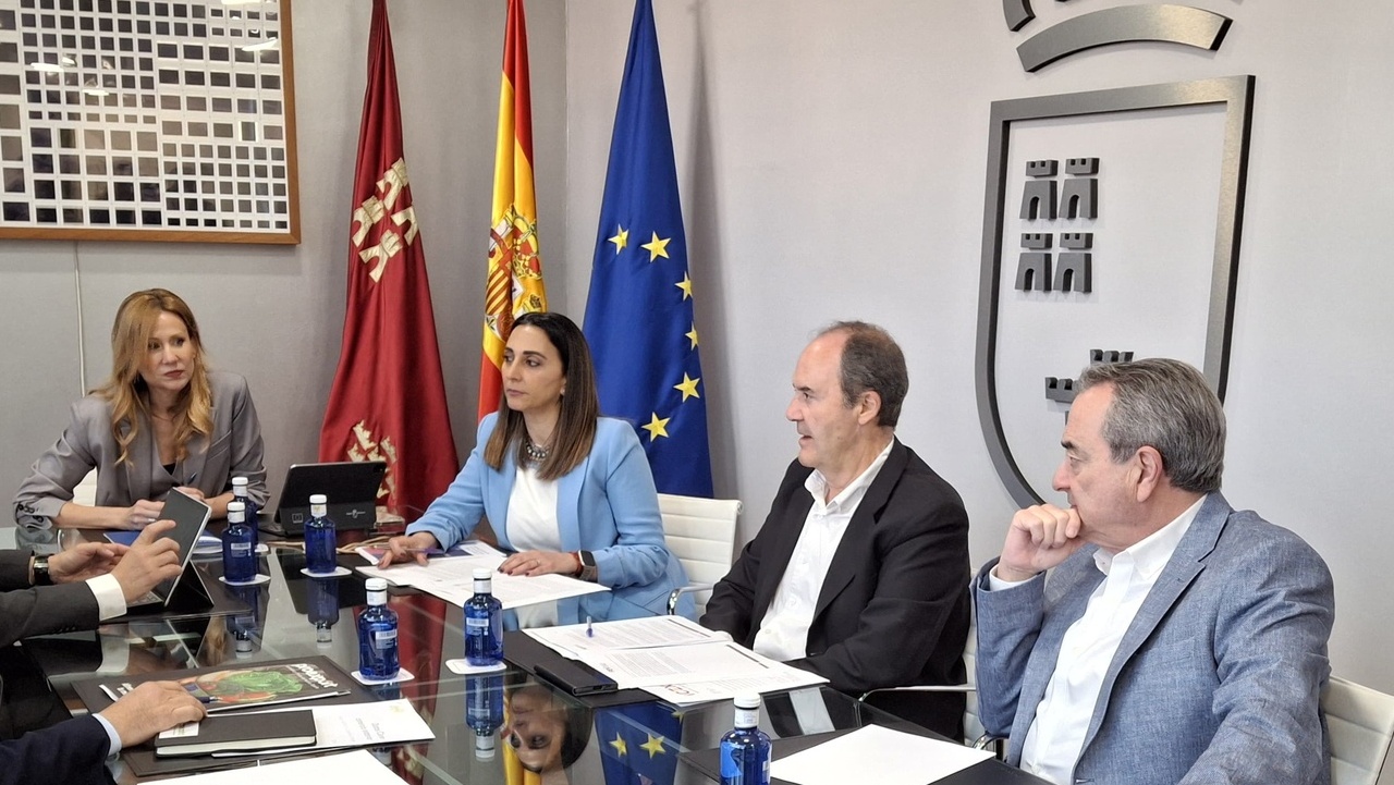 La Comunidad apuesta por las oportunidades del mercado canadiense como alternativa a Estados Unidos para sus exportaciones