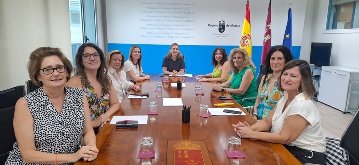 Política Social arranca en septiembre la segunda edición del programa regional 'Impulso Mujer + 50'