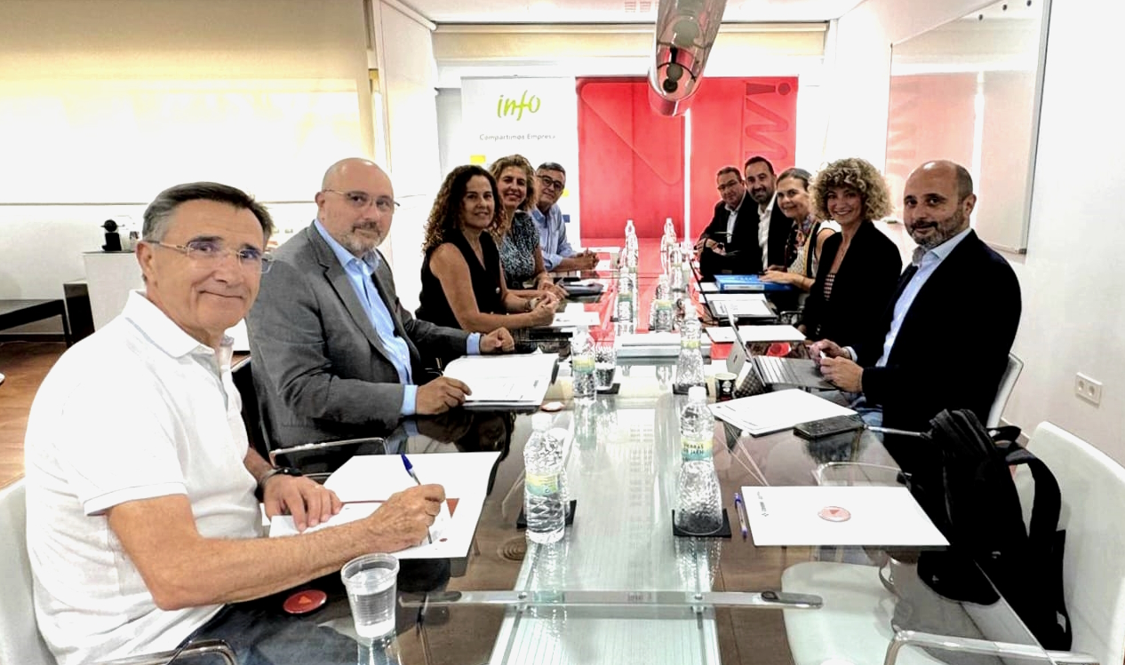 El director del INFO preside la reunión del Patronato de este centro, que se ha consolidado como una cantera de talento innovador que se transforma en nuevas empresas tecnológicas