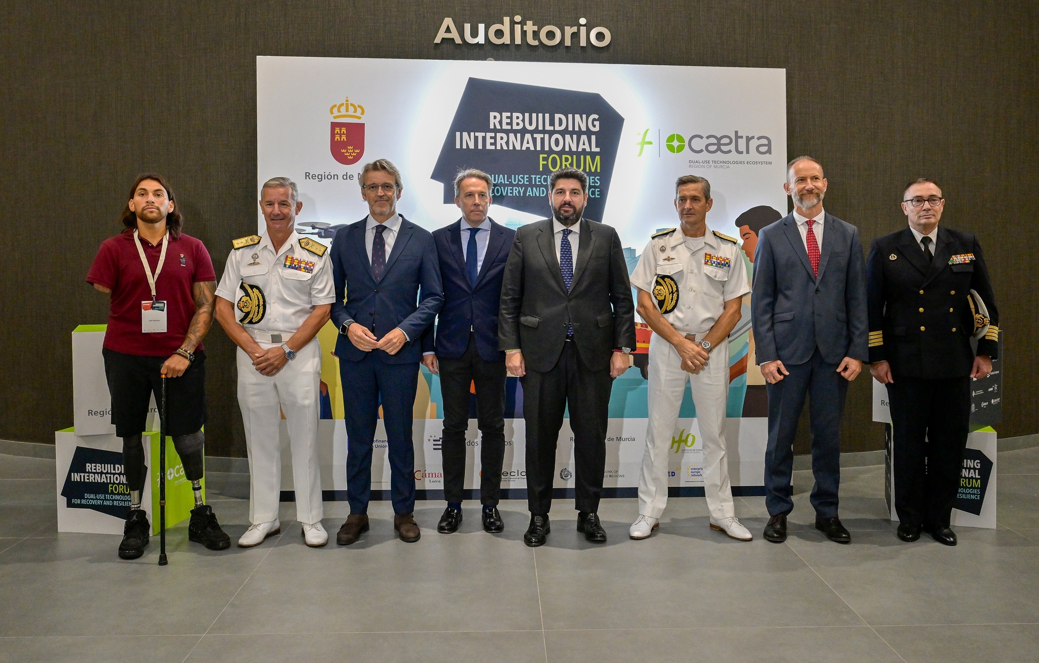 López Miras aboga por el uso de las tecnologías duales para hacer de la Región un 