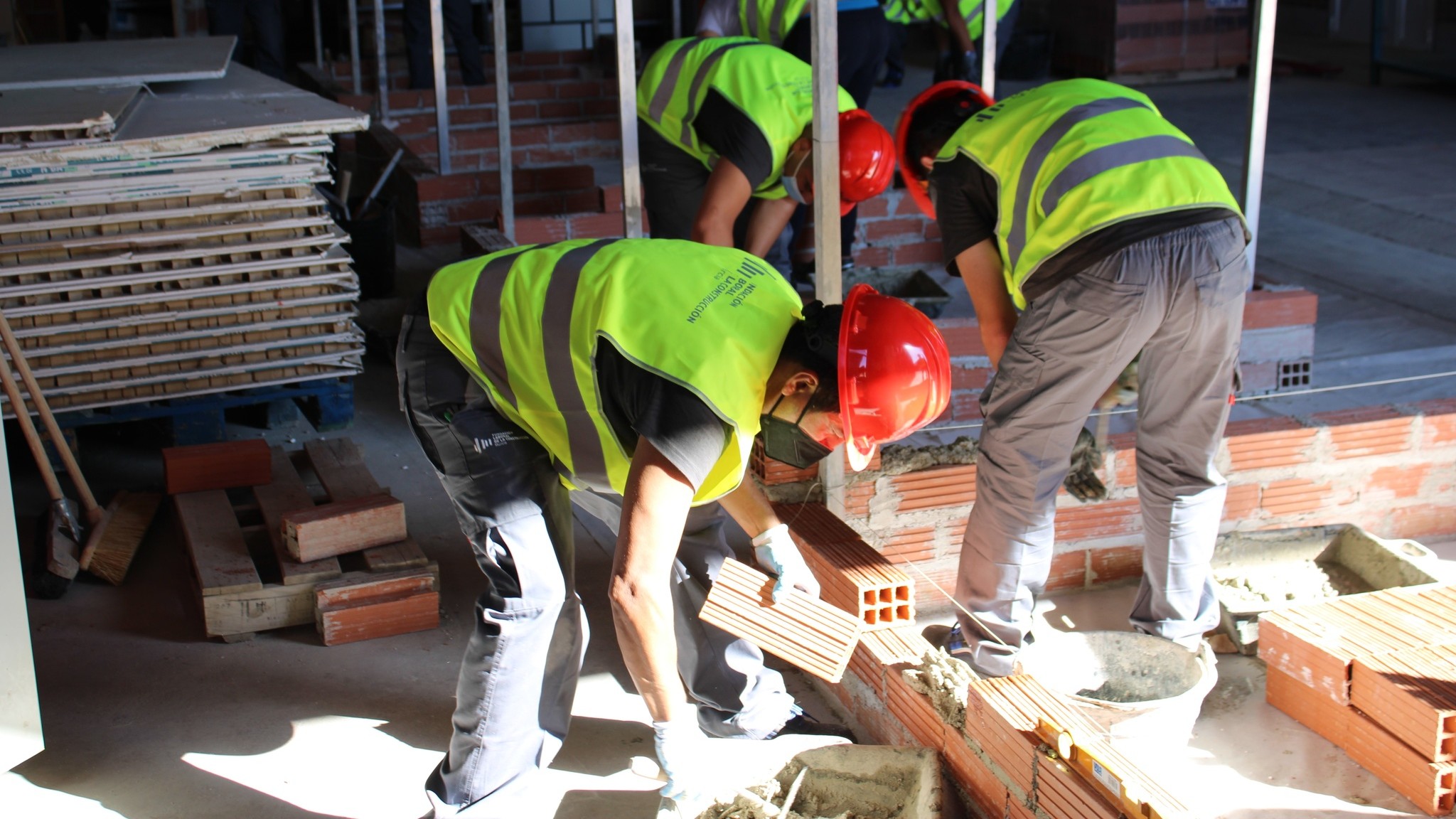 La Comunidad moviliza la inversión de más de 26 millones para mejorar la competitividad del sector de la construcción