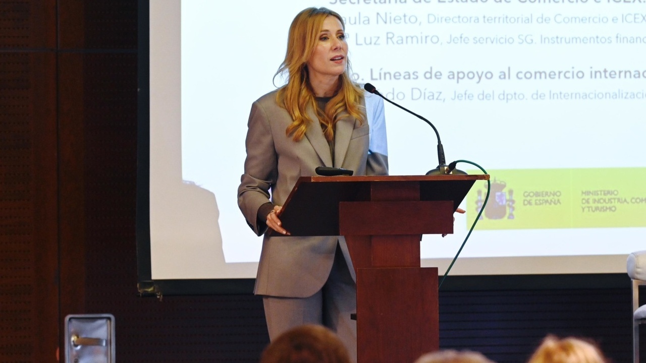 La consejera de Empresa, Empleo y Economía Social, Marisa López Aragón, en la inauguración de la jornada